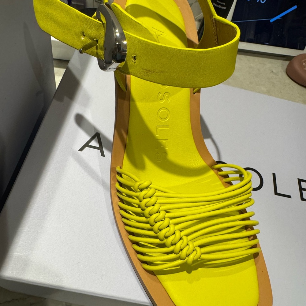 Brand new in box Aerosoles Green Sheen Crew Strappy Heeled Sandals size 9.5 - Picture 3 of 6